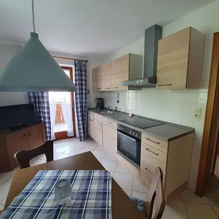 Apartamento Weissenbacher Grassau (Bavaria)